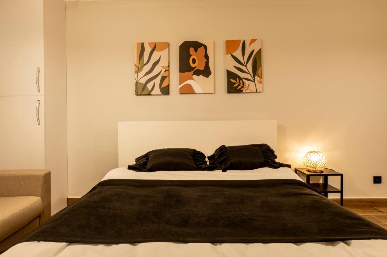 Spacious And Comfy 2Br In The Heart Of Cihangir Leilighet Istanbul Eksteriør bilde